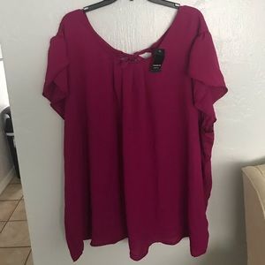 Torrid size 5 shirt